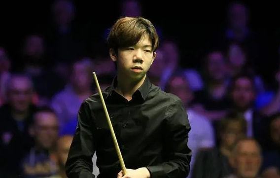 意球擦柱而 意球擦柱而